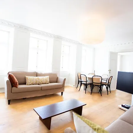 175 Sqm Manor In Nyhavn I 6 Prs Rare Luxury 公寓 哥本哈根